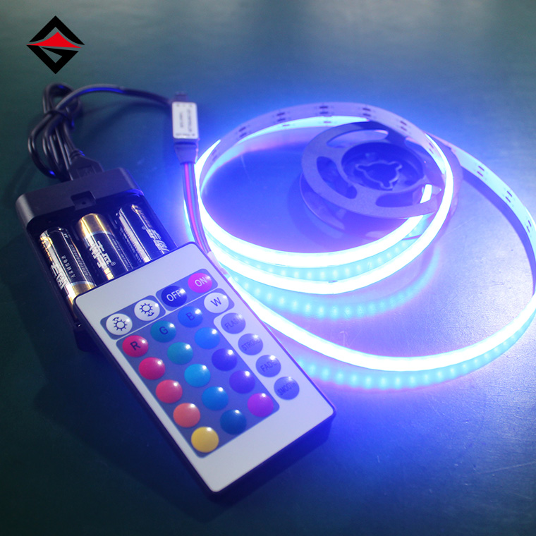 5V RGB COB USB 24-కీ రిమోట్ కంట్రోల్ మరియు బ్యాటరీ బాక్స్‌తో స్ట్రిప్‌ను LED స్ట్రిప్ చేయండి
